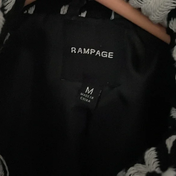 Rampage coat - Picture 3 of 9